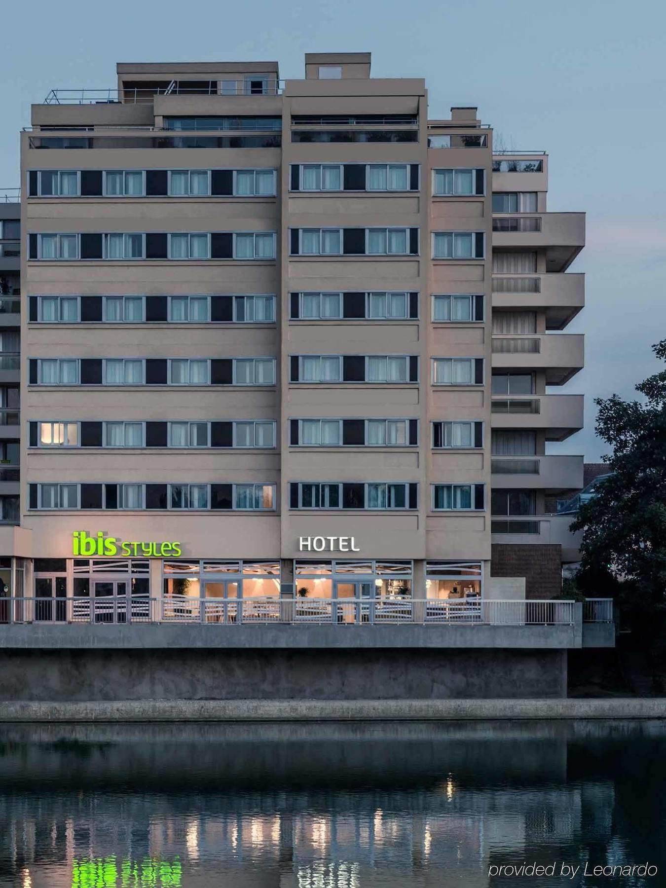 Hotel Ibis Styles Meaux Centre Exterior foto